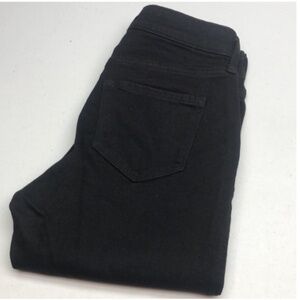 LIKE NEW OLD NAVY BLACK SLIM CROPPED JEANS 0/25x23 ⭐️